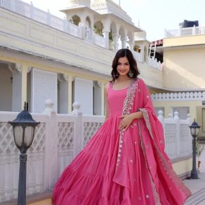Solid Georgette Stitched Anarkali Gown  (Pink)